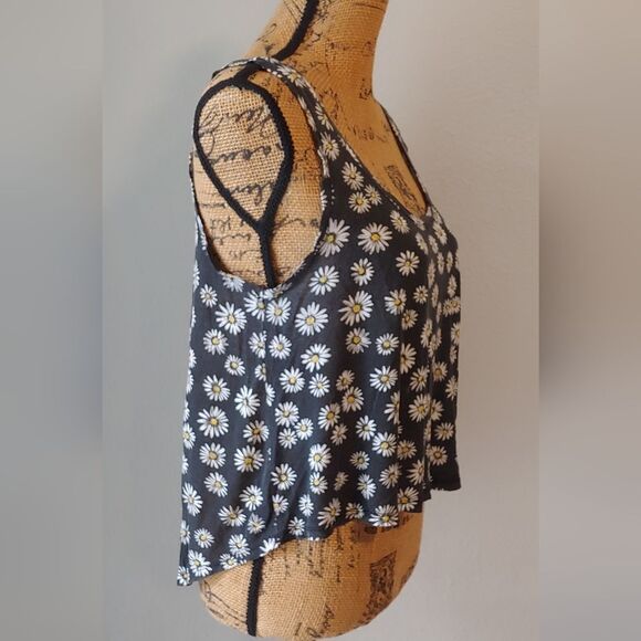 Eyelash Couture Tank Top w Daisy Print Sz M - Picture 3 of 8